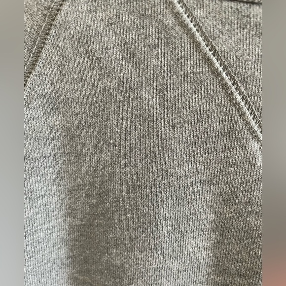 Everlane 100% Human Typography Grey Crewneck Sweatshirt Size Medium - Picture 6 of 8